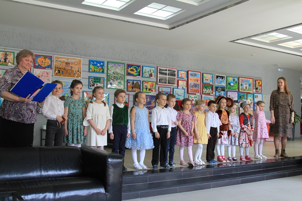 Открытие выставки учеников Православной гимназии